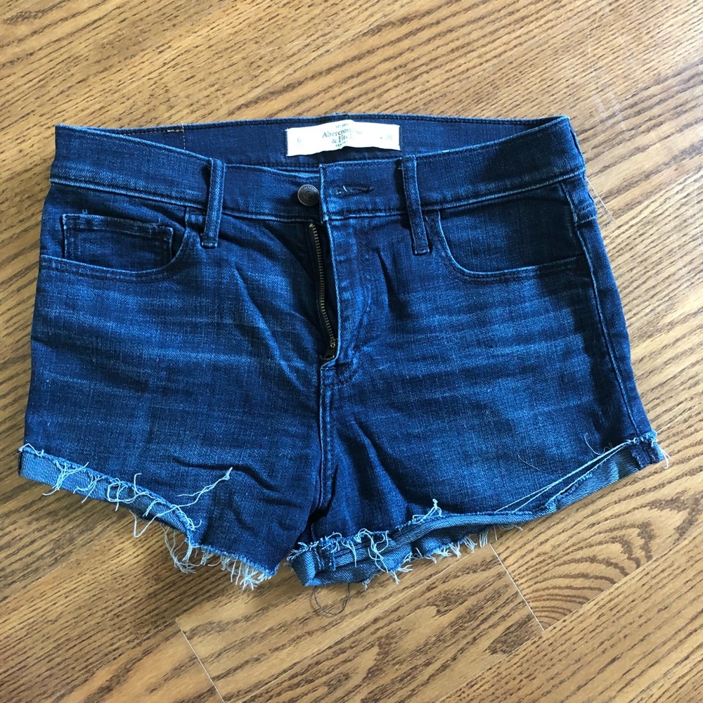 A&F JEAN SHORTS